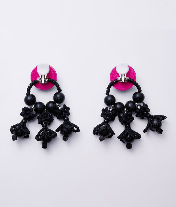 〈lilibySERI〉WOOD FLOWER MINI HOOP EARRINGS & PIERCE/ウッドフラワーミニフープイヤリング＆ピアス（BLACK）