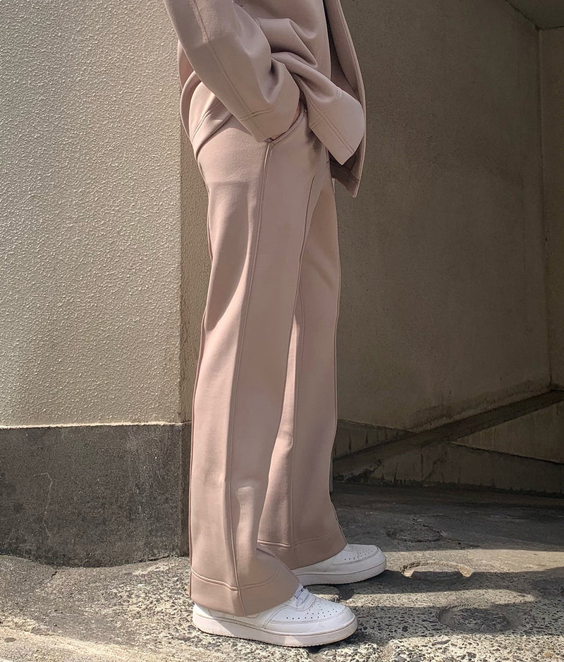 〈Y.O.N.〉SPRING KNIT FLARE PANTS / スプリングニットフレアパンツ（TAUPE）