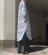 〈SHINYAKOZUKA〉DRESS WITH RAYN SPOONER / ドレスウィズレインスプーナー（BLURRED WHITE）