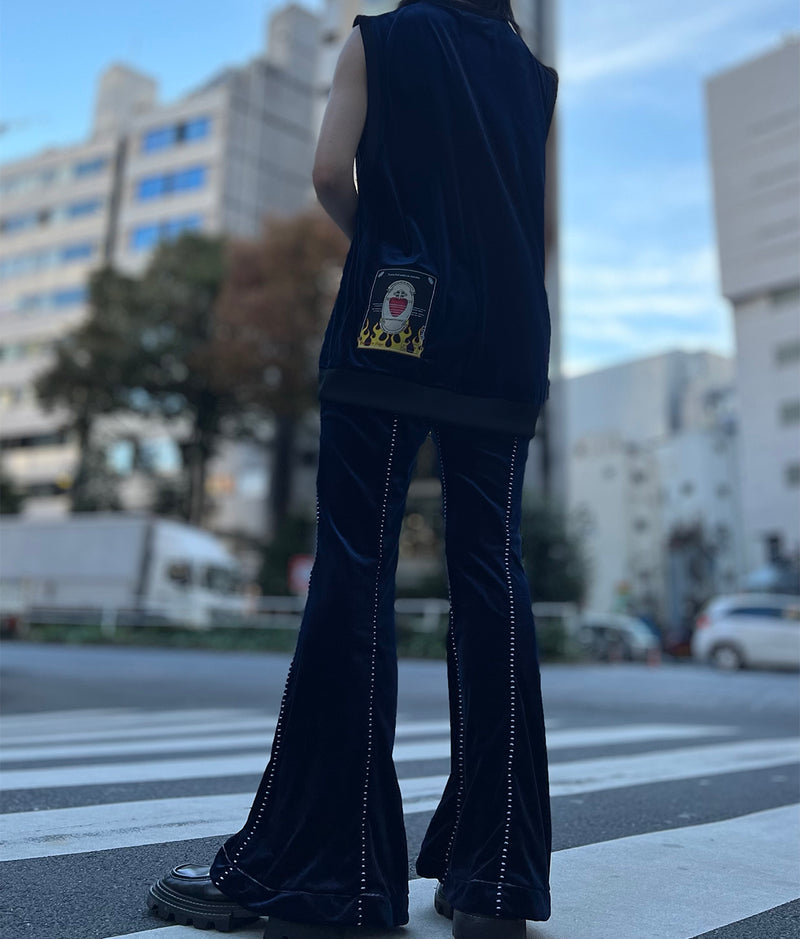 〈TENDER PERSON〉VELOR FLARE PANTS / ベロアフレアパンツ（NAVY）