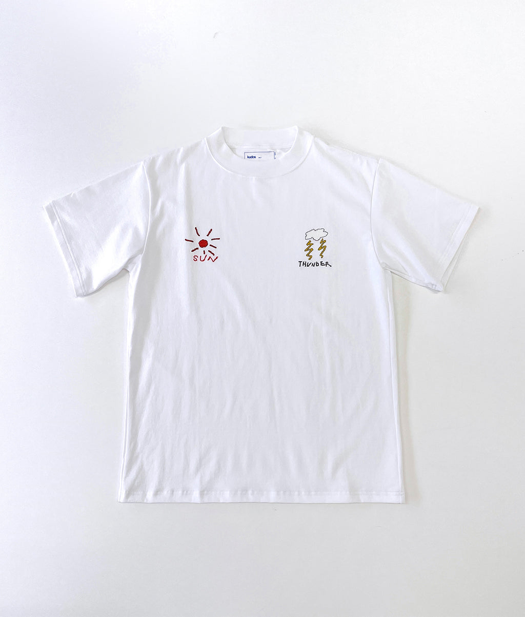 kudos〉SUN THUNDER T-SHIRT（WHITE）│QUI STORE